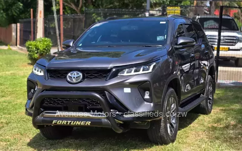 Toyota Fortuner 2024