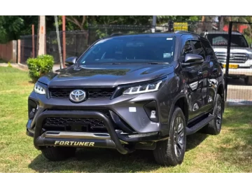 Toyota Fortuner 2024