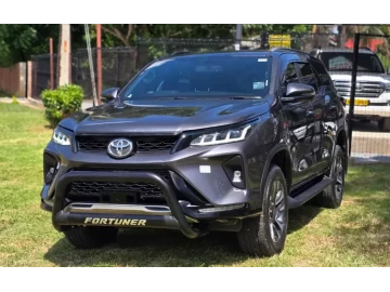 Toyota Fortuner 2024