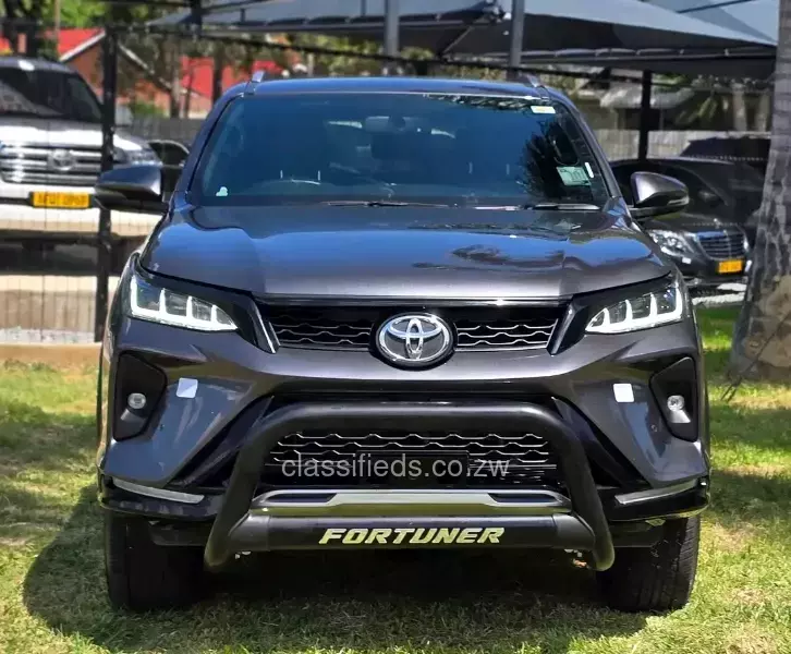 Toyota Fortuner 2023