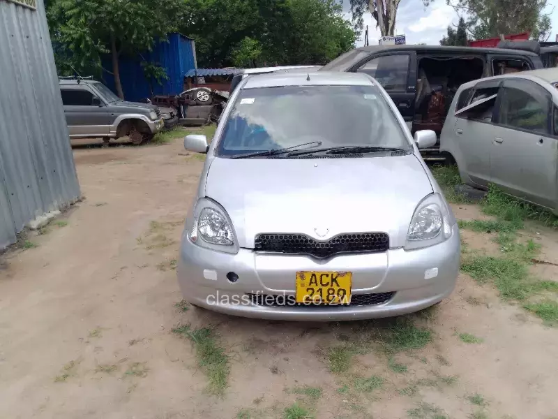 Toyota Vitz 1998