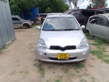 Toyota Vitz 1998