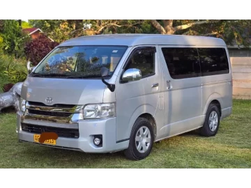 Toyota Hiace 2017