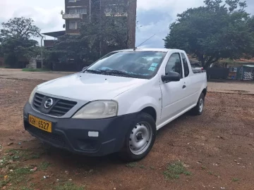 Nissan NP200 2020