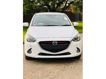 Mazda Demio 2015