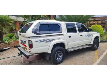 Toyota Hilux 2004