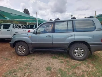 Toyota Land Cruiser 2002