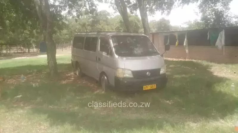 Nissan Caravan 2004