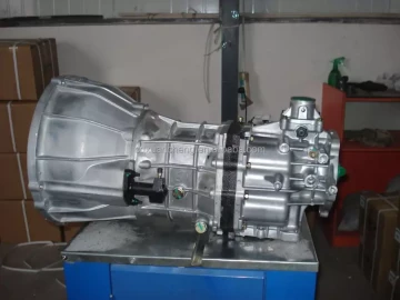 NISSAN ZD30 GEARBOX