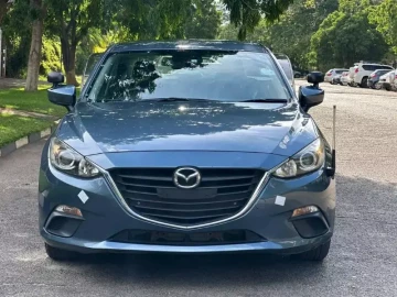 Mazda Axela 2015