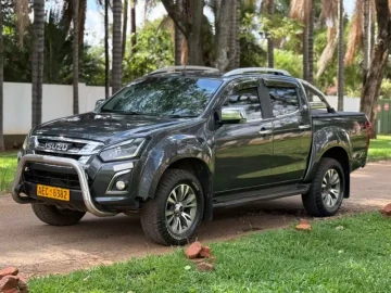 Isuzu KB300 2019