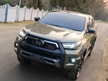 Toyota Hilux 2024