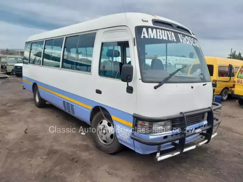 Toyota Coaster 2003