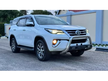 Toyota Fortuner 2017