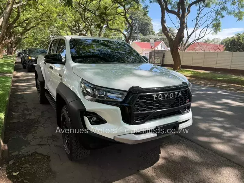 Toyota Hilux 2024