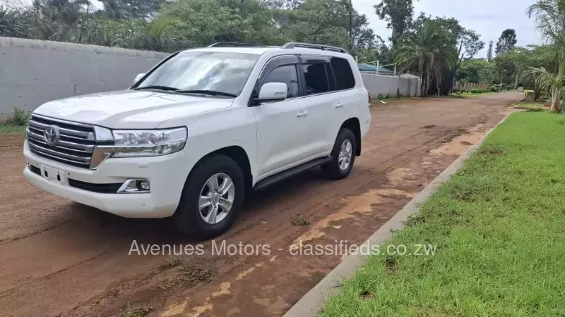 Toyota Land Cruiser 2020