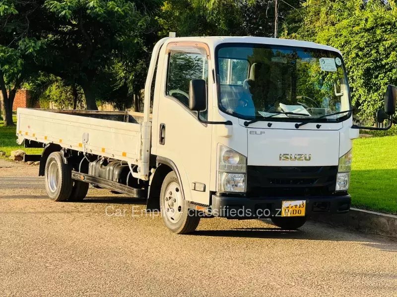 Isuzu Elf 2016