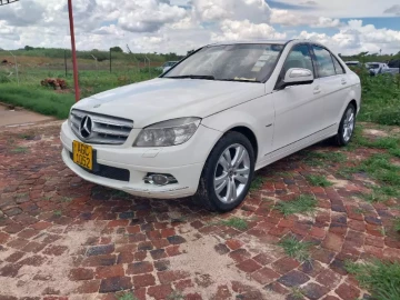 Mercedes Benz C-Class 2009