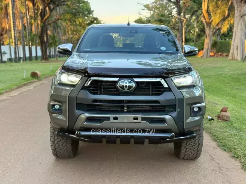 Toyota Hilux 2023