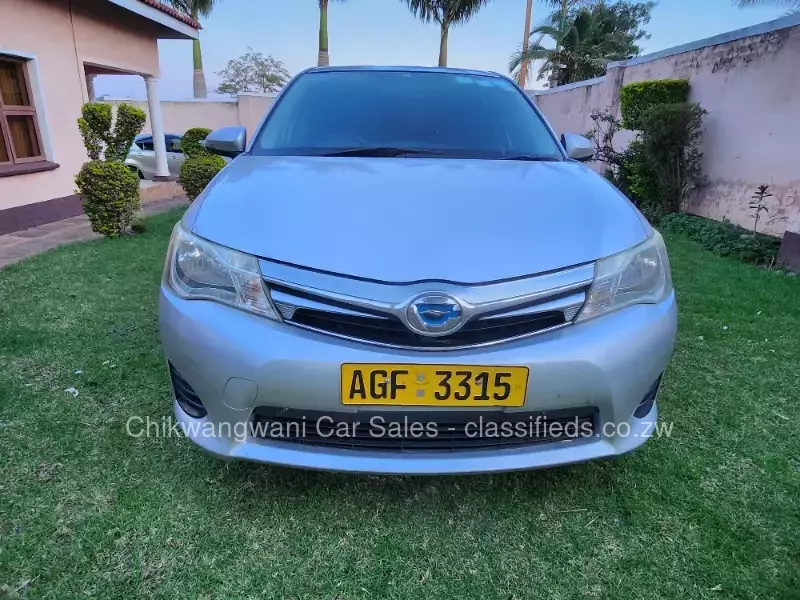 Toyota Fielder 1 2014