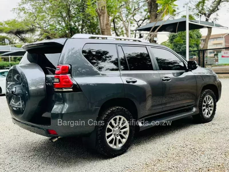 Toyota Land Cruiser Prado VXL 2020