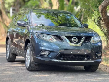 Nissan X-Trail 2015