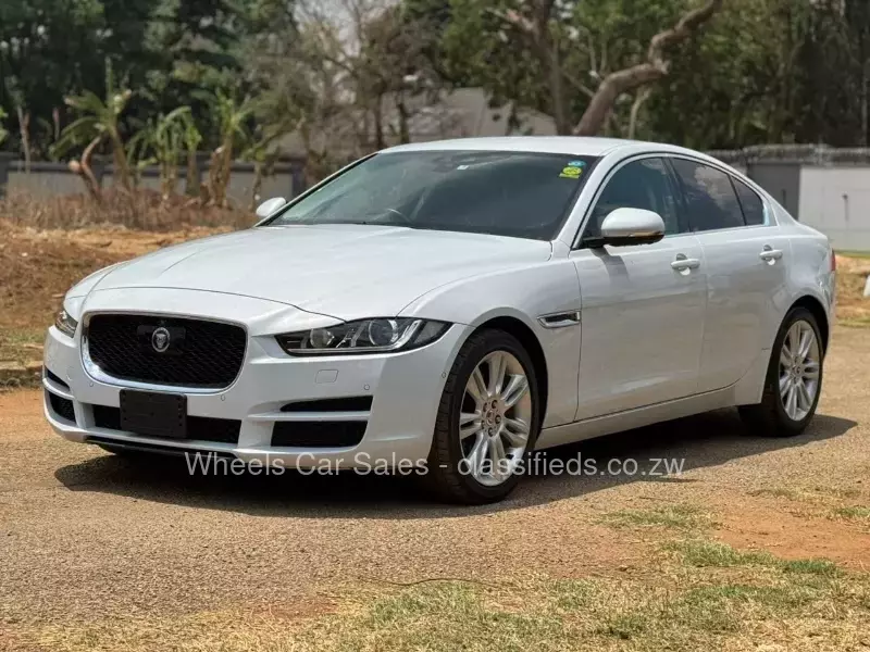 Jaguar XF 2016