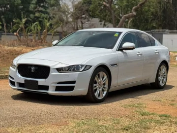 Jaguar XF 2016