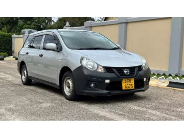 Nissan AD Van 2017