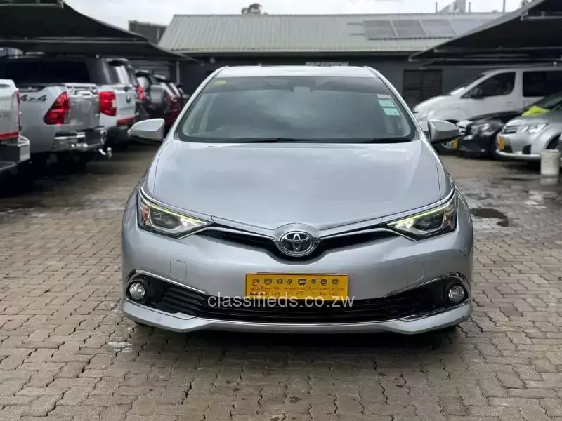 Toyota Auris 2016