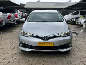 Toyota Auris 2016