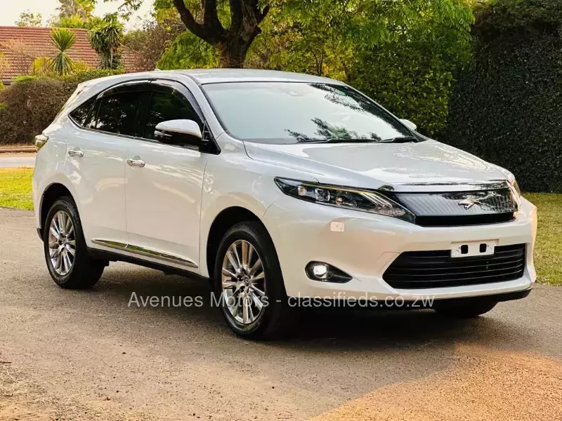 Toyota Harrier 2014