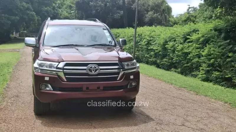 Toyota Land Cruiser 2012