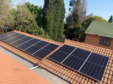 RELIABLE SOLAR & BATTERY BACKUP - END LOAD SHEDDING! ⚡️