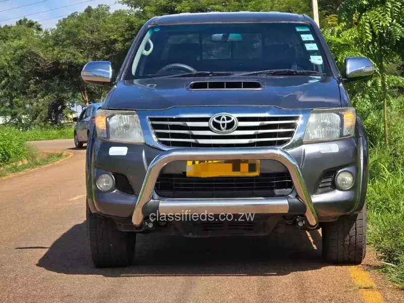 Toyota Hilux 2015