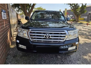 Toyota Land Cruiser 2012