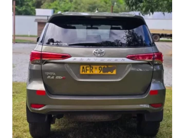 Toyota Fortuner 2021