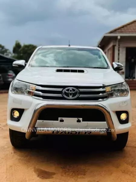 Toyota Hilux 2016