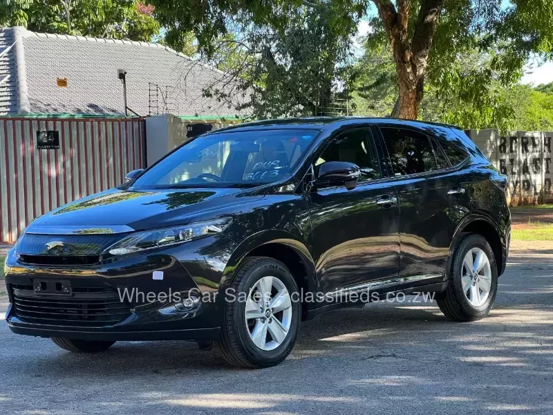 Toyota Harrier 2015