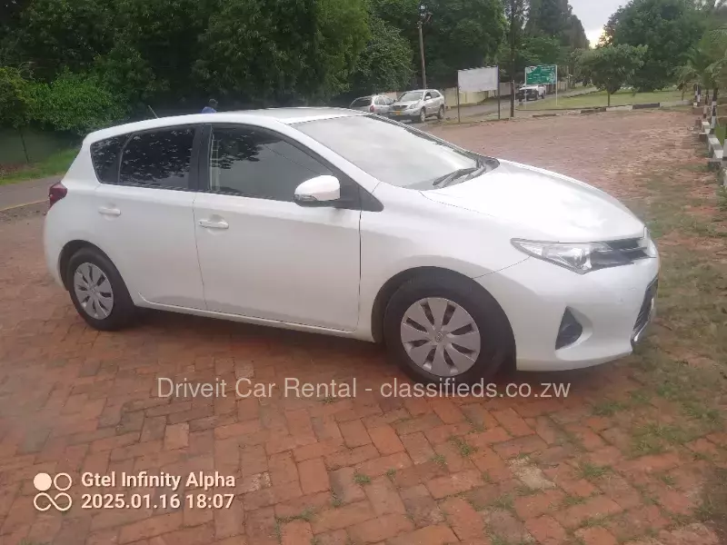 Toyota Auris $40 per day