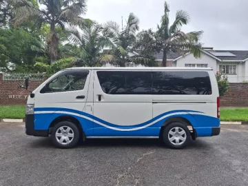 Toyota Hiace 2014