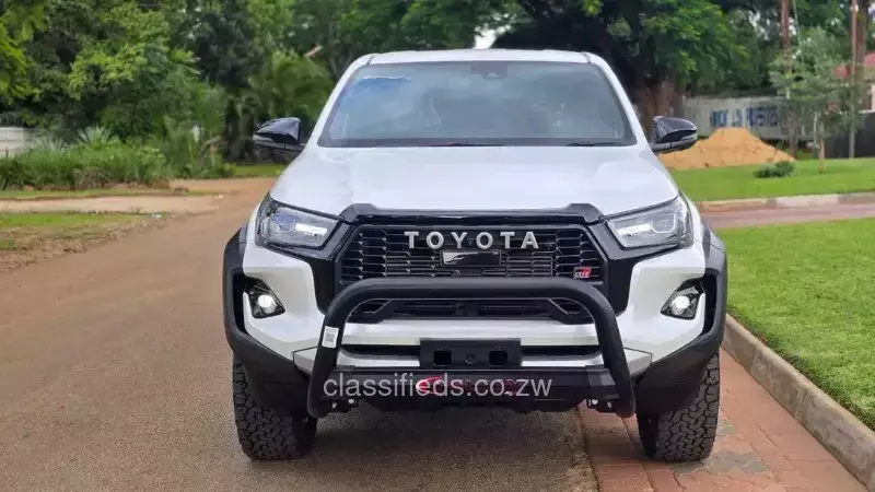 Toyota Hilux 2024