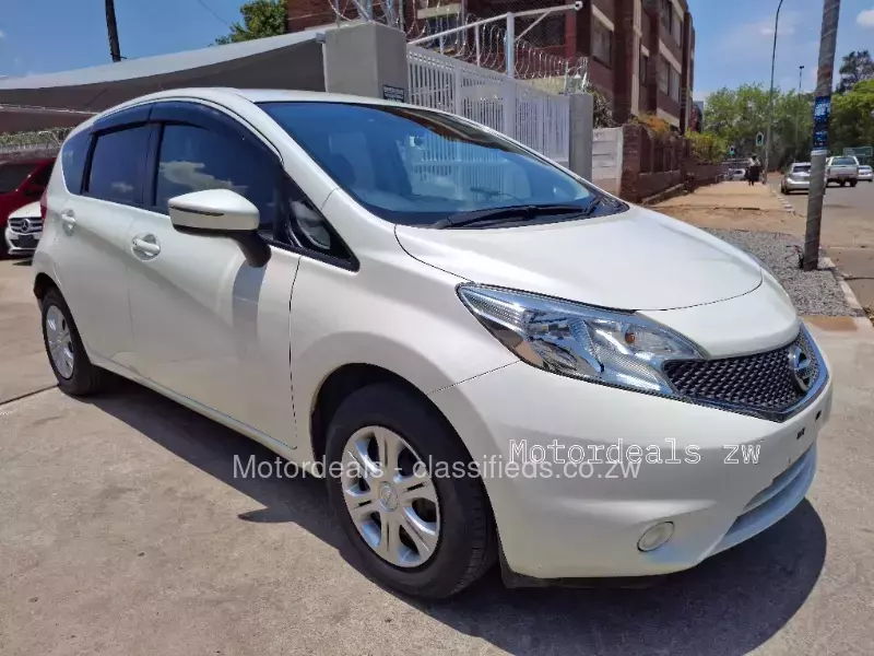 Nissan Note 2015