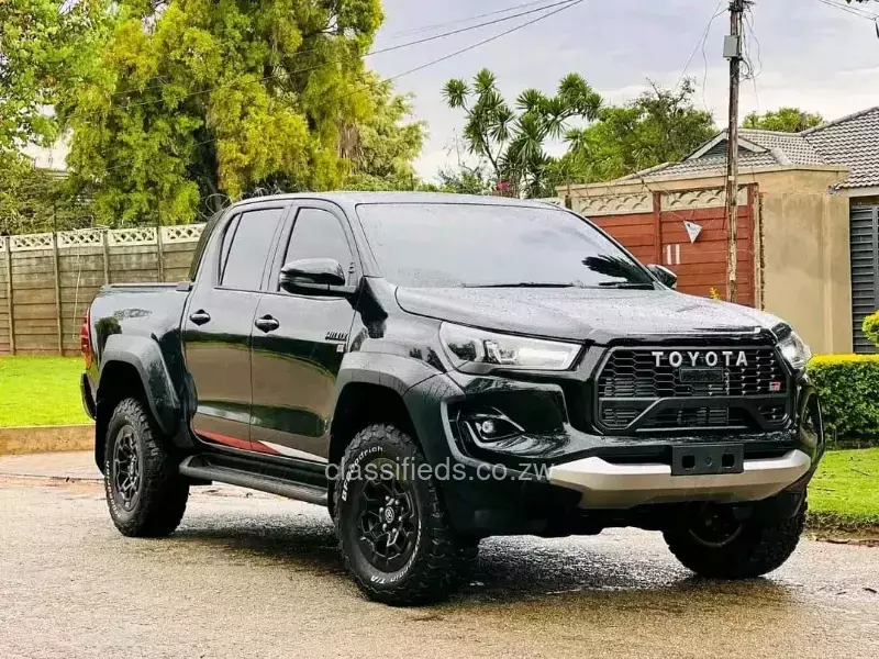 Toyota Hilux 2024