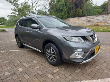 Nissan X-Trail 2015