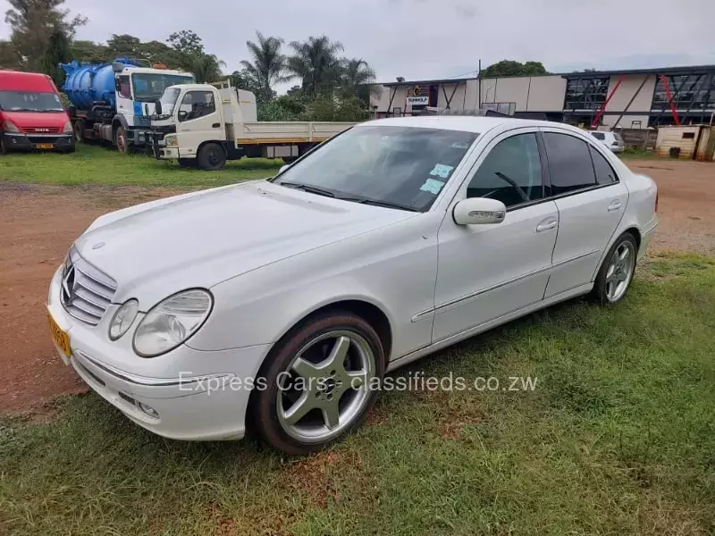 Mercedes Benz E-Class 2005