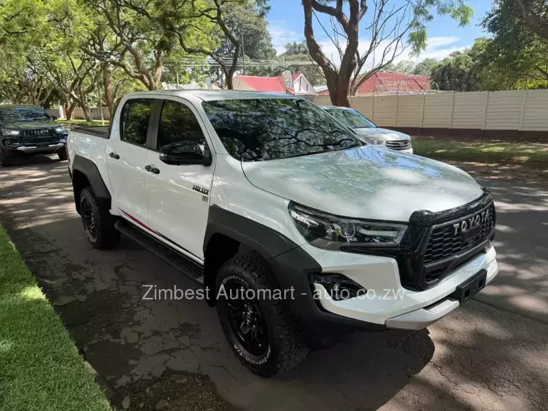 Toyota Hilux 2024