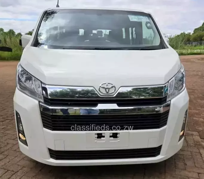 Toyota Hiace 2024