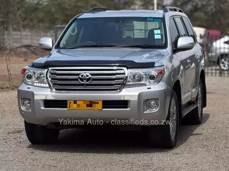 Toyota Land Cruiser 2013