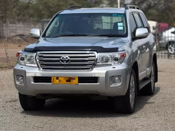 Toyota Land Cruiser 2013